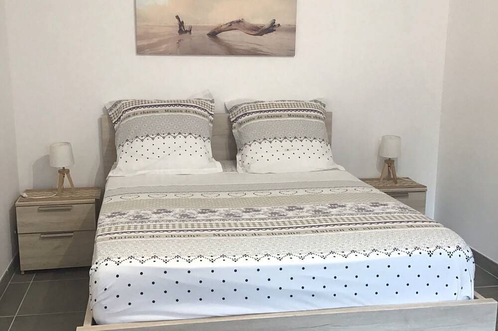 Charming F2 in der Nähe von Ajaccio (klimatisiert, neu und unabhängig) in Peri, Ajaccio und Umgebung