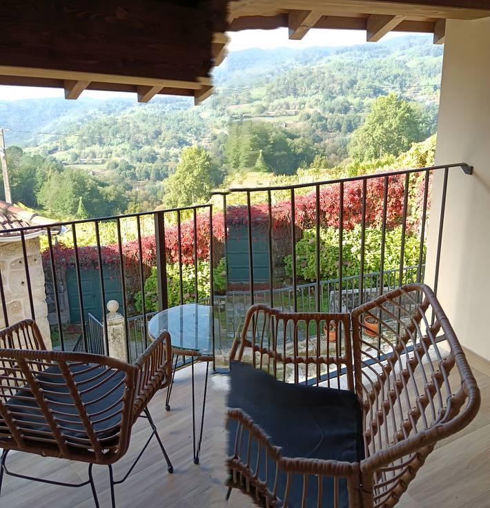 Gîte pour 2 personnes, avec jardin, animaux acceptés à Leiro