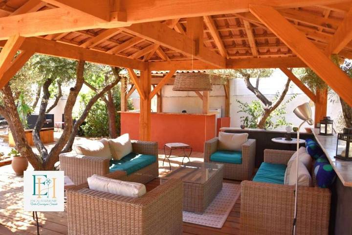 Location de vacances pour 6 personnes, avec piscine et jardin à Saint-Bauzille-de-Montmel - 3