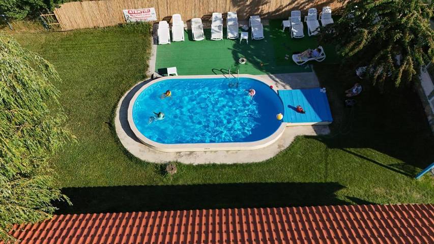 Lodge für 2 Personen, mit Garten und Balkon sowie Pool und Ausblick in Rumänien