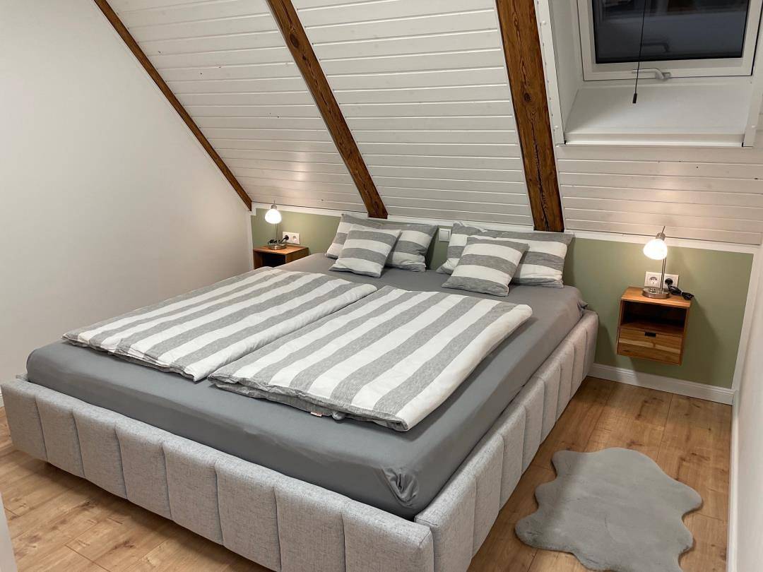 Ganze Wohnung, Neu! Ferienhaus Alex - Wohnung im Dg in Malliß, Ludwigslust-Parchim