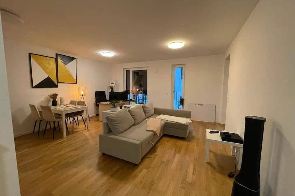 Ganze Wohnung, Wertvoller Flughafen Sta in Schönefeld, Dahme-Spreewald