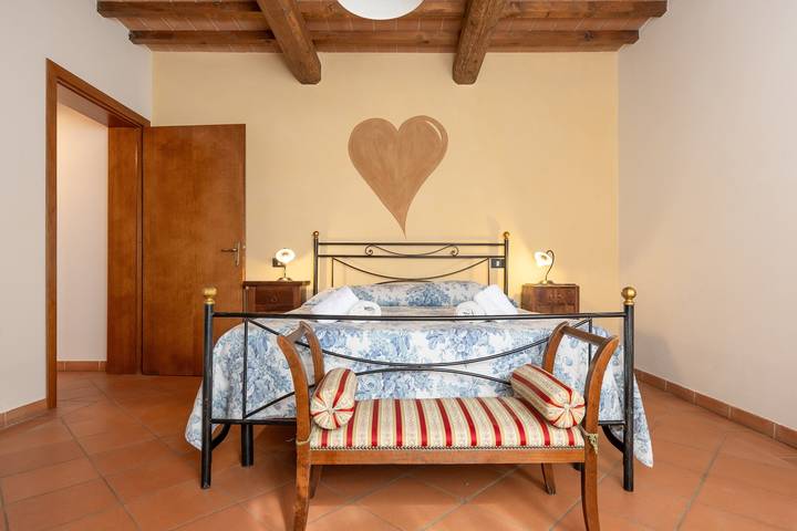 Agriturismo per 3 persone, con giardino e balcone a Palaia