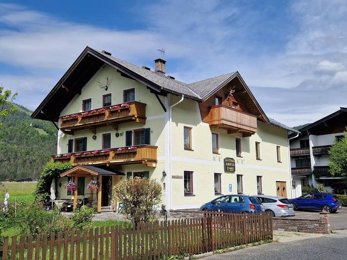 Ferienwohnung für 3 Personen, mit Balkon und Garten sowie Ausblick und Seeblick am Achensee