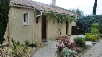 Gîte pour 7 personnes, avec piscine et jardin à Mollans-sur-Ouvèze