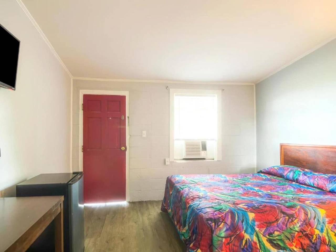 Entire apartment, Queen Bed|Smoking|Mobile Al in Mobile (AL), Mobile Bay