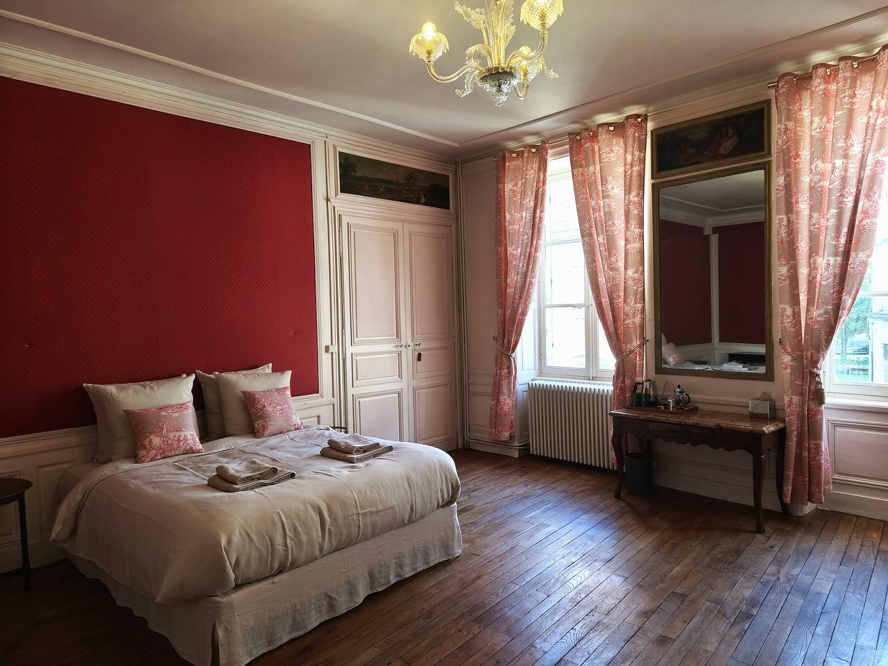 Habitación de huéspedes «Chez Diane - Afrodita» - Suite Junior exclusiva in Saint-Amand-Montrond