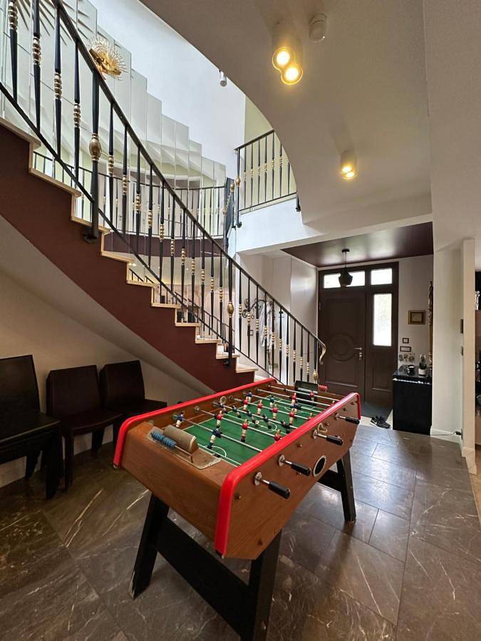 Chalet para 19 personas, con sauna además de jardín y jacuzzi - 1