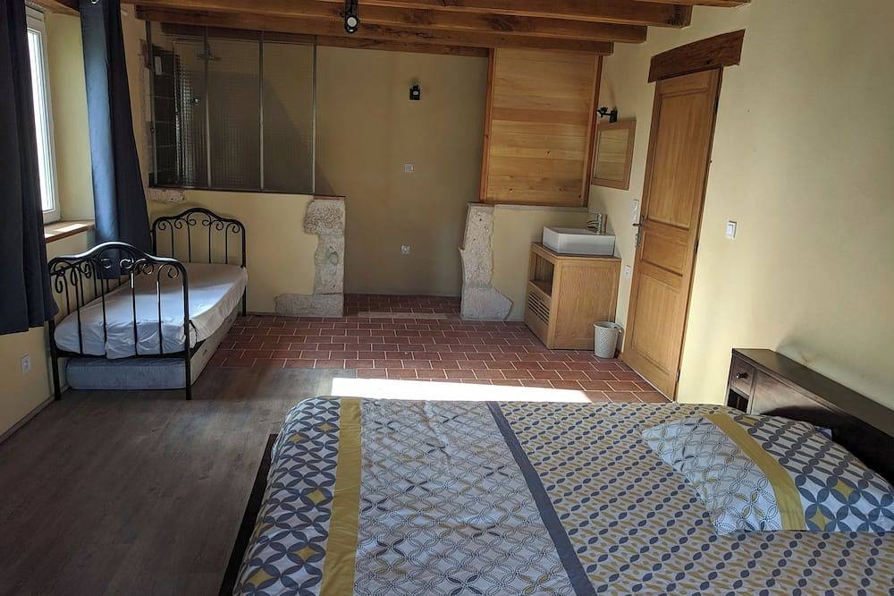 Peaceful house in the heart of the Pays de Serre in Blaymont, Agen und Umgebung