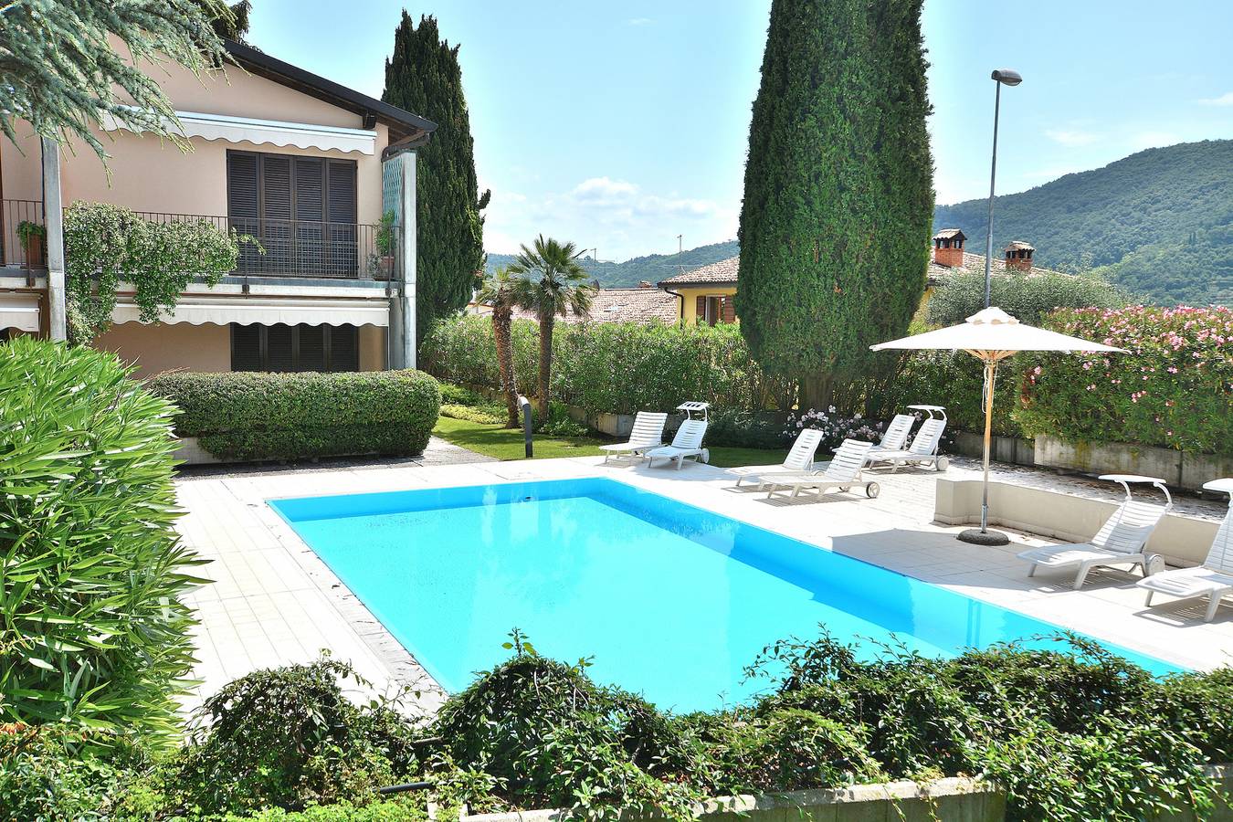 Geheel appartement, Apartment Montebaldo With Pool in Garda, Garda Bergen