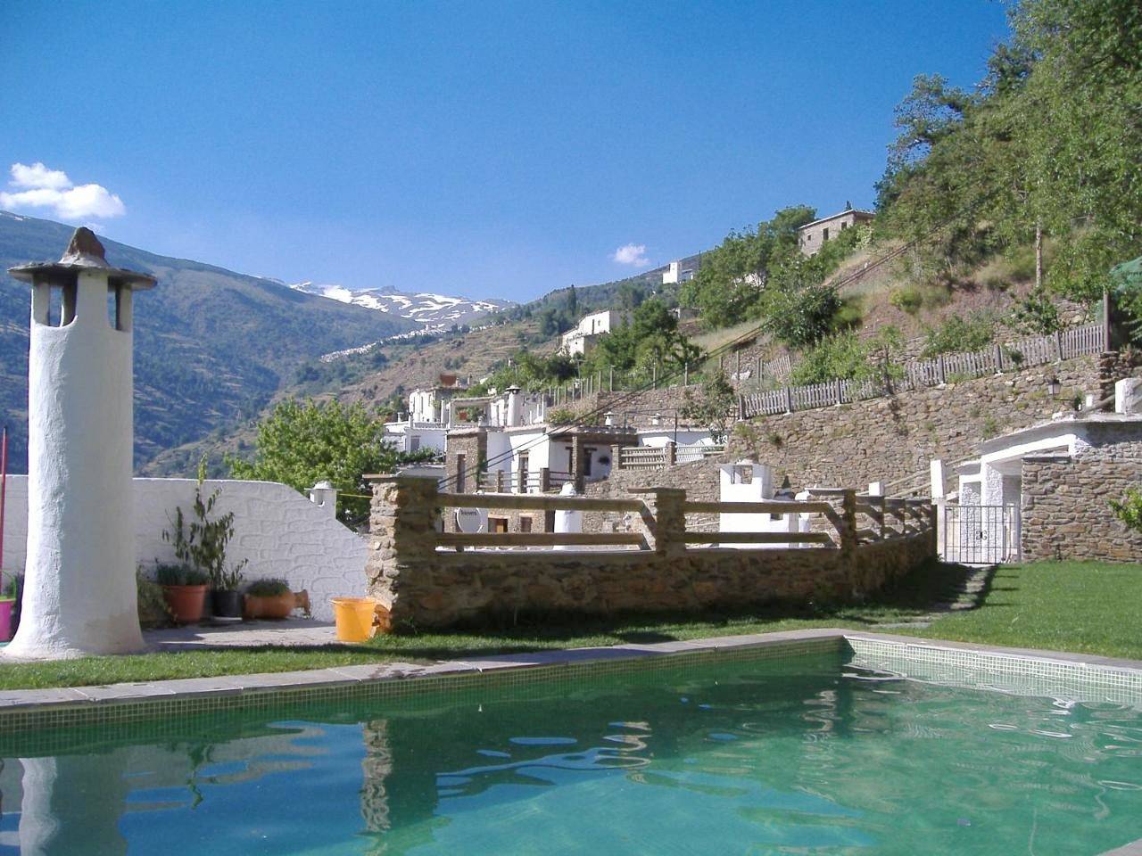 Estrella de las Nieves in Pampaneira, Cordillera Penibética