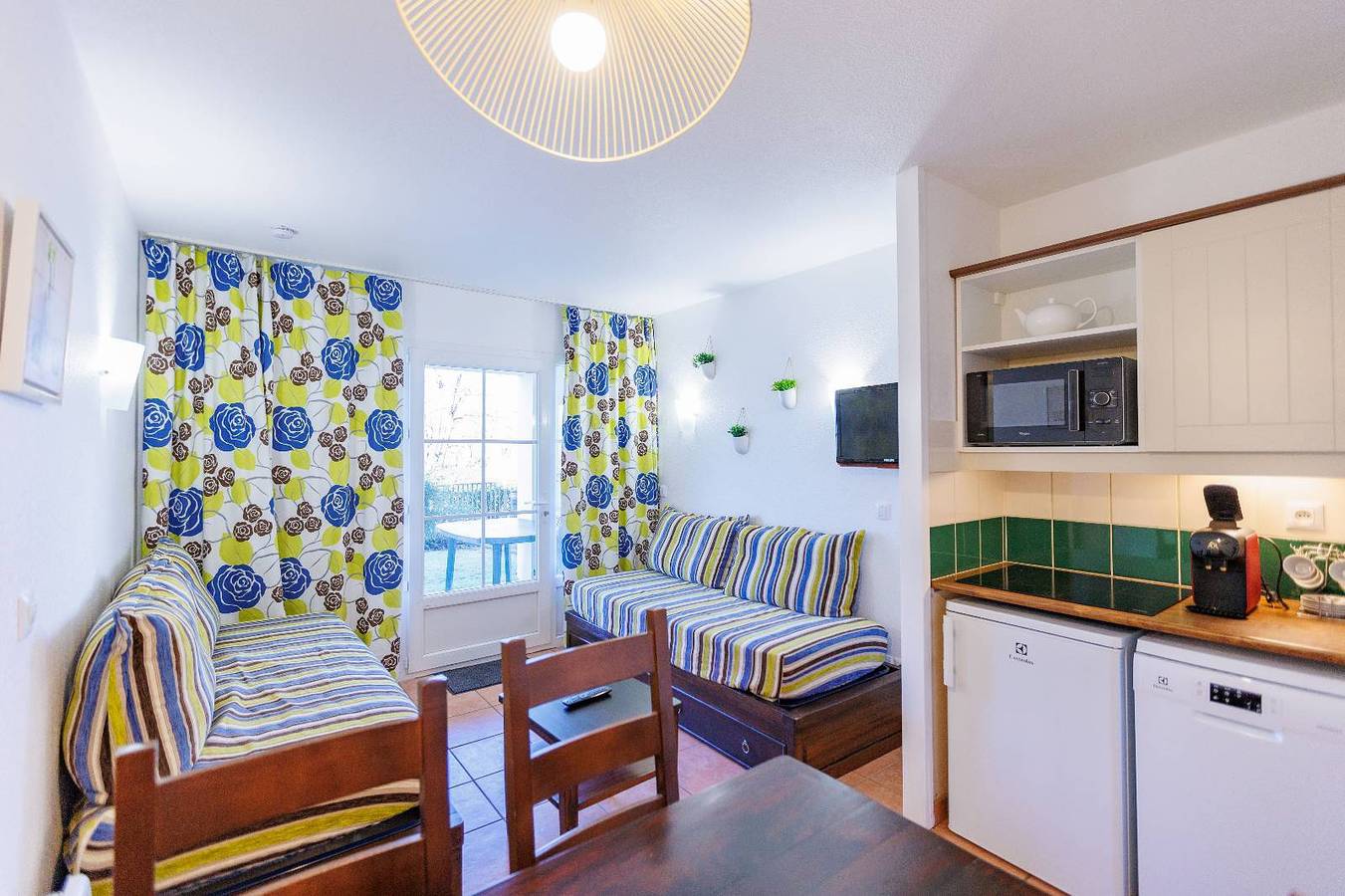Apartamento entero, Les Belles Rives B016 - 5 pers in Argentat-sur-Dordogne, Región de Tulle