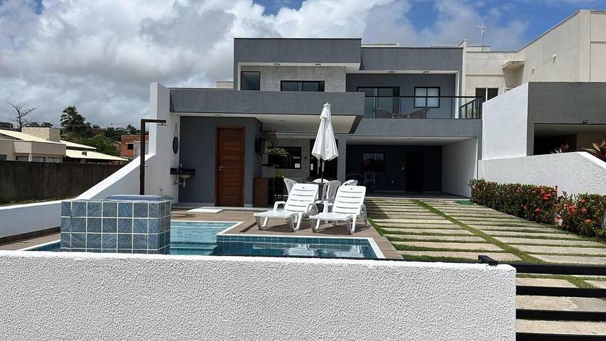 Casas e apartamentos de temporada para 10 pessoas, com balcão e piscina e ainda jardim em Paripueira