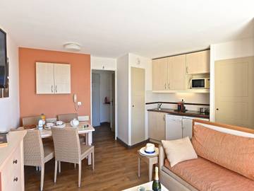 Location De Vacances pour 4 Personnes dans Cap Estérel, Saint-Raphaël, Photo 2