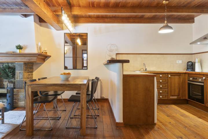 Apartamento entero, Luderna - Apto con terraza Rouche in Arties, Alto Arán