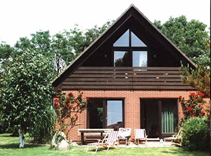Ferienhaus für 5 Personen, mit Terrasse und Garten in Westermarkelsdorf
