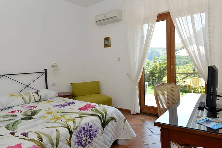 Habitación para 2 personas, con jardín - 1