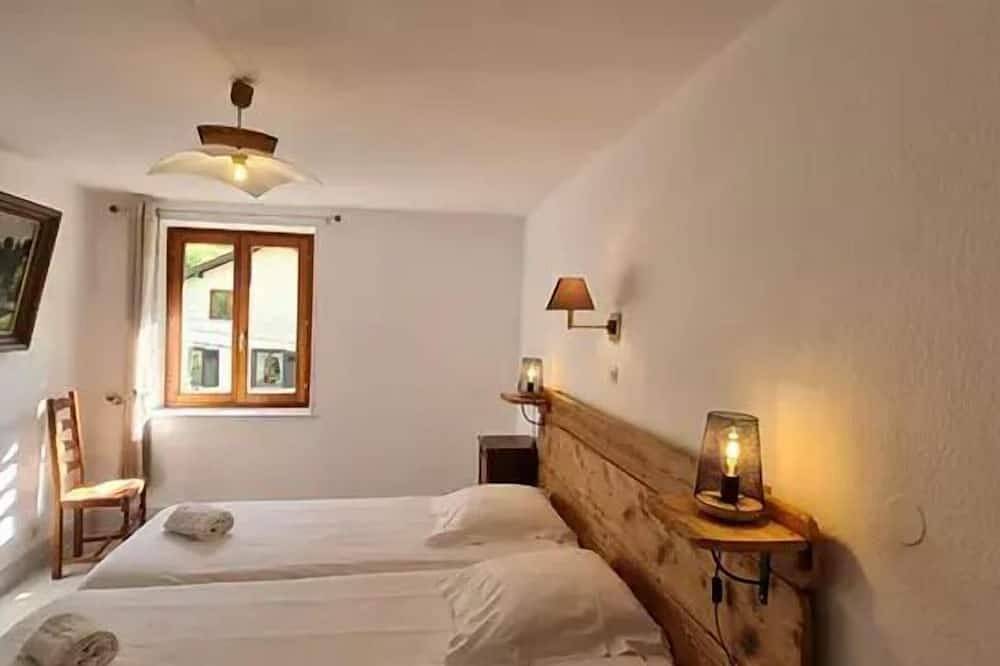 Appartement entier, Confortable gîte la Marguerite 6-7 pers 3ch espaces extérieu in Sondernach, Parc naturel régional des Ballons des Vosges