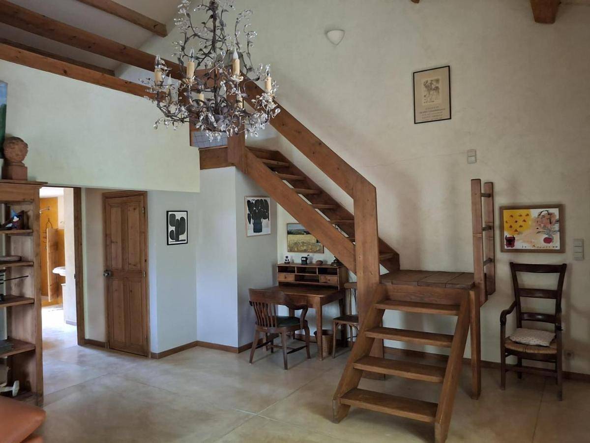 Appartement entier, La Maison perchée - Mas de Rousseau in Eyragues, Région d'Arles