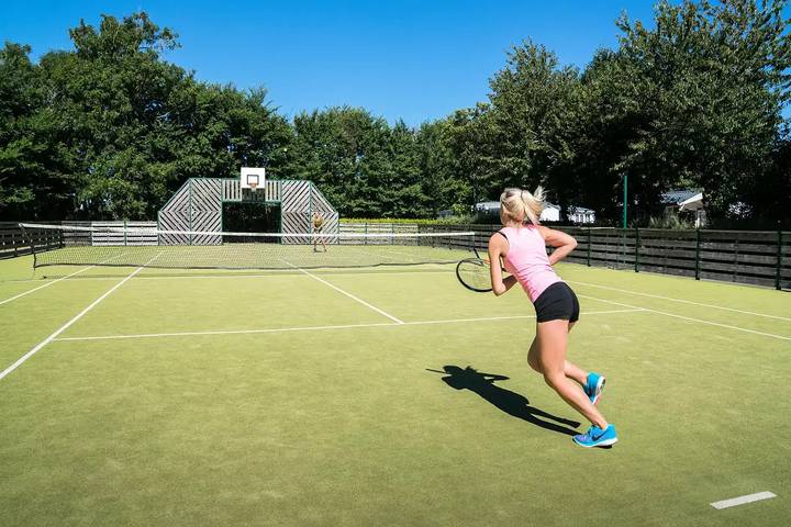 Camping für 4 Personen, mit Terrasse und Pool in Finistère - 3