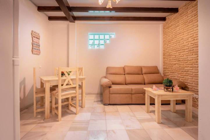 Appartamento intero, Appartamento 'Precioso En Triana' con Wi-Fi e Aria Condizionata in Central Seville, Siviglia