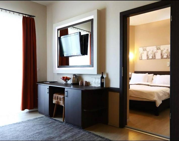 Hotel für 8 Personen, mit Garten und Sauna sowie Seeblick und Ausblick in Siofok