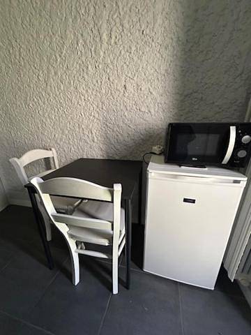 Chambre Au Trèfle Dort in Châtel-Guyon, Parc naturel régional des Volcans d'Auvergne