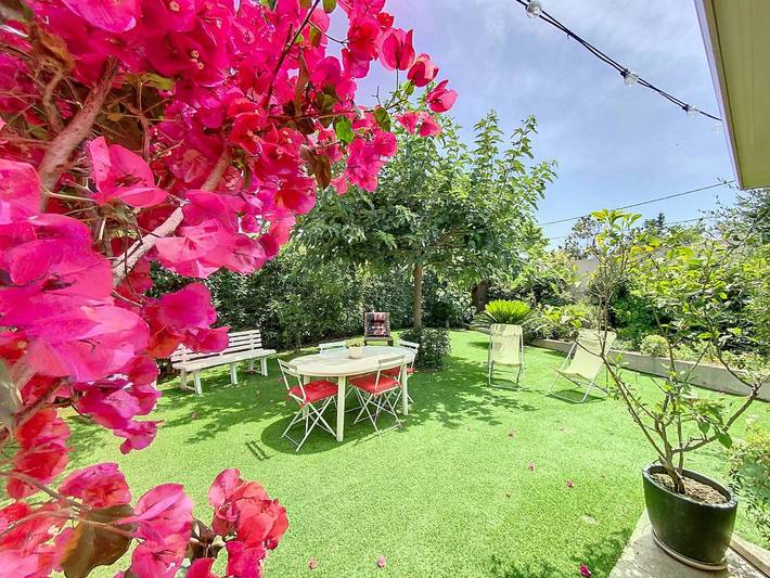 Villa climatizada en La Ciotat con piscina y parking seguro - 2 a 4 viajeros in La Ciotat, Marsella region