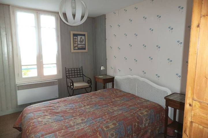 Appartement entier, Le Bateau Appartement lumineux face mer et plage in Mers-les-Bains, Région d'Abbeville
