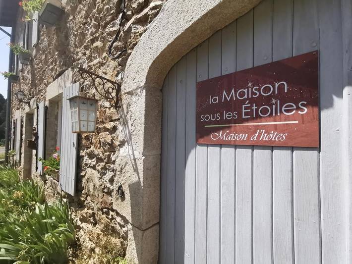 Location de vacances pour 4 personnes, avec vue et jardin à Sembadel - 4