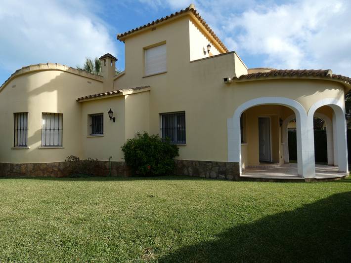 Ferienhaus für 6 Personen, mit Terrasse und Garten an der Costa Blanca - 2