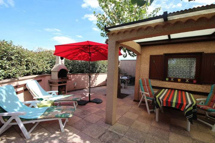 Holiday home for 9 people, with pool and balcony - 1