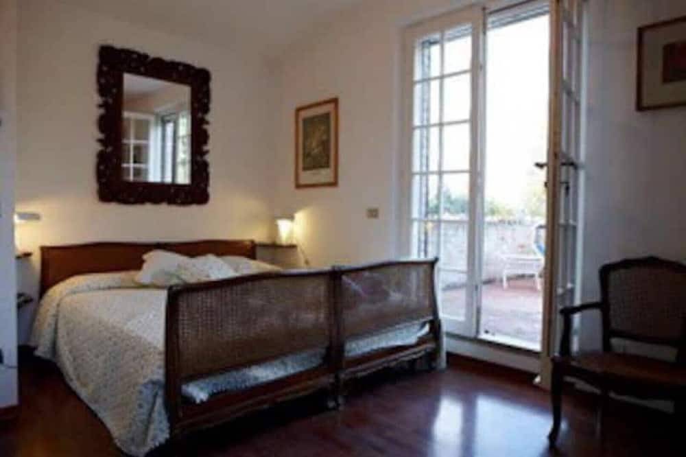 Historical end country villa with swimming pool near the sea in Fano, Fano (Municipality)