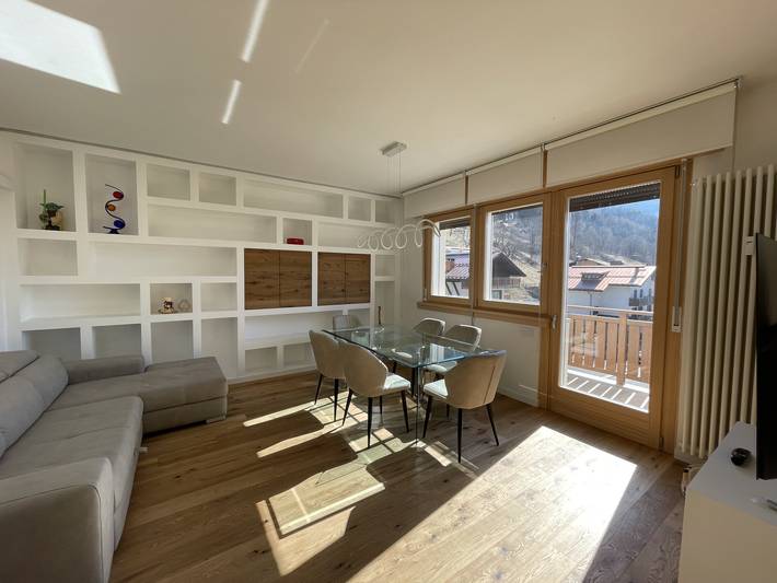 Appartamento per 8 persone, con Balcone e Terrazza a Pinzolo