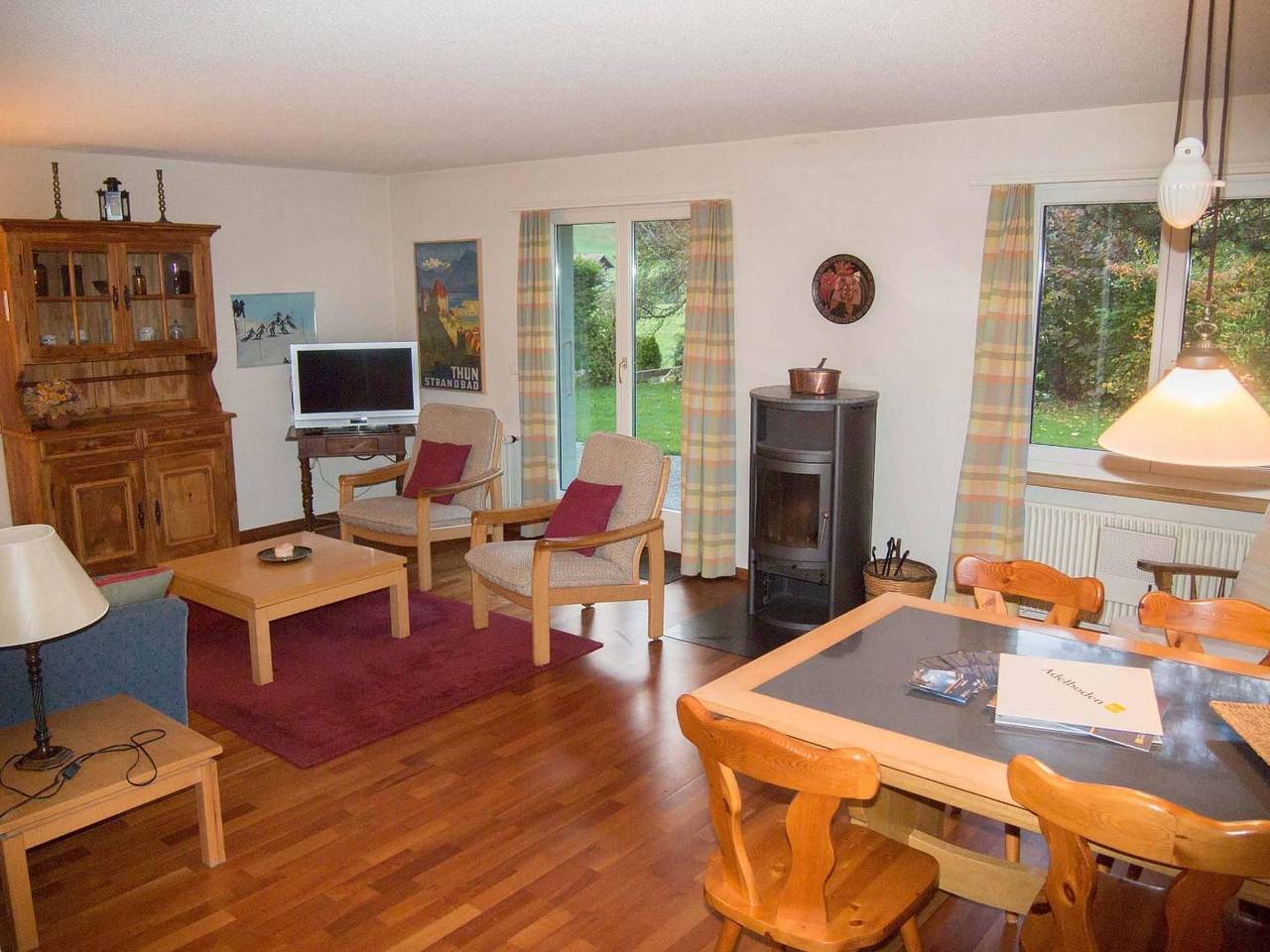 Ganze Wohnung, Gemütliche Ferienwohnung  mit grossem Gartensitzplatz, nahe dem Chuenisbergli. in Adelboden, Frutigen - Lenk - Adelboden