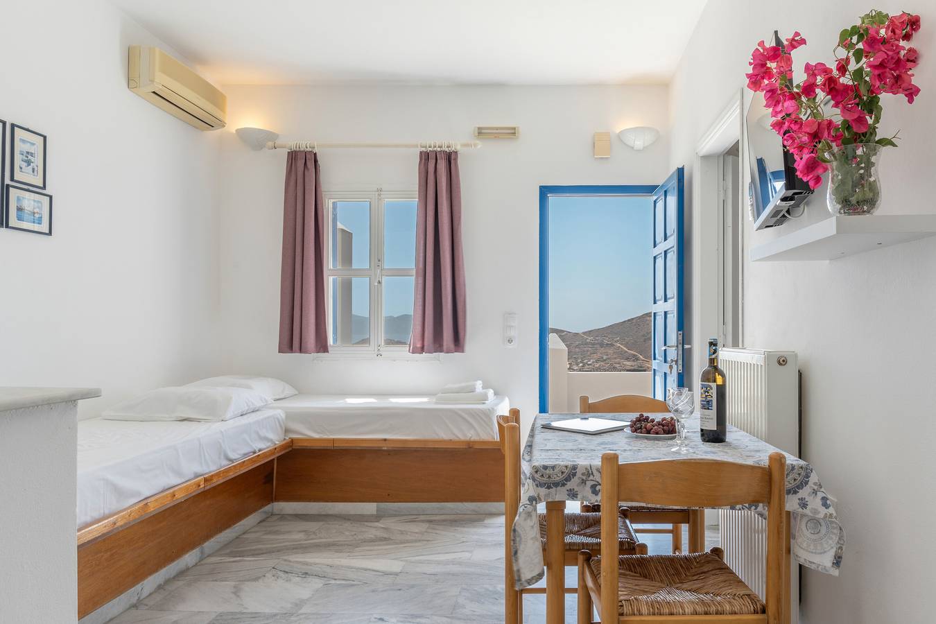 Ολόκληρο το διαμέρισμα, Apartment '5 Studio' with Sea View, Wi-Fi and Air Conditioning in Χώρα (Ίος), Ίος