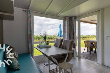 Chalet voor 4 Personen in Lemmer, Nederlandse kust, Afbeelding 2