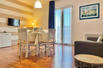 Ferienhaus für 4 Personen, mit Balkon und Pool sowie Garten, mit Haustier in Bardolino