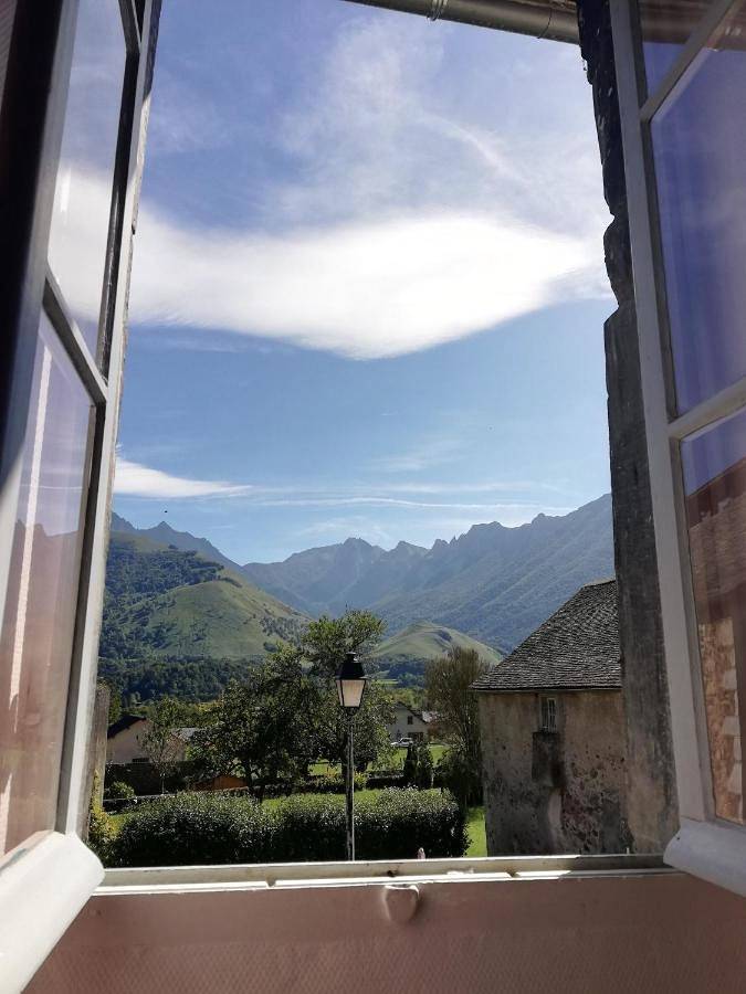 Chambre d’hôte pour 4 personnes, avec Terrasse ainsi que Jardin et Vue à Borce