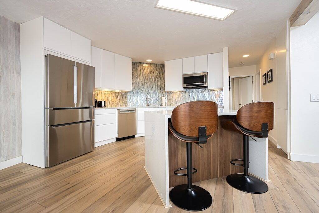 Ganze Wohnung, Stunning architectural Penthouse with ocean views in Encinitas, San Diego County