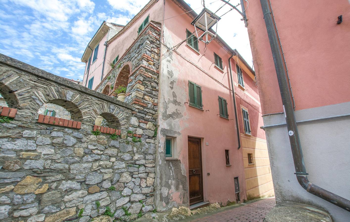 Gemütliches Strandapartment mit Parkplatz & WiFi in Montemarcello, Ameglia Gemeinde