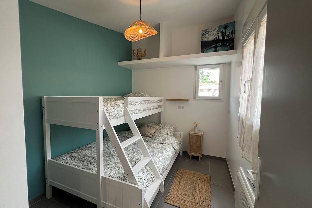 Maison Location saisonnière 4/7 personnes Charente maritime in Trizay, Région de Saintes