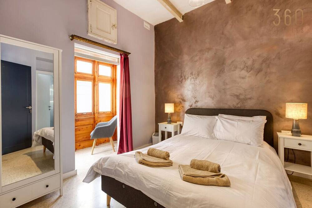 Spectacular 5Br Townhouse located in Sliema in Tas-Sliema, Insel Malta
