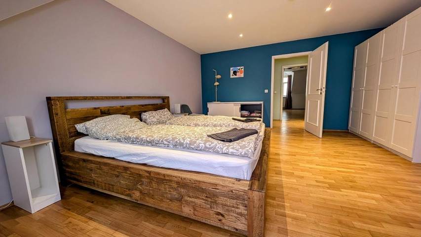 Ferienwohnung für 7 Personen, mit Ausblick und Terrasse, mit Haustier in Zoo Leipzig - 3