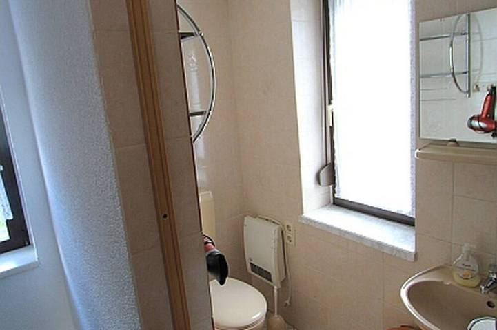 Ferienhaus für 2 Personen, mit Pool und Garten sowie Terrasse, mit Haustier in Auerbach - 4