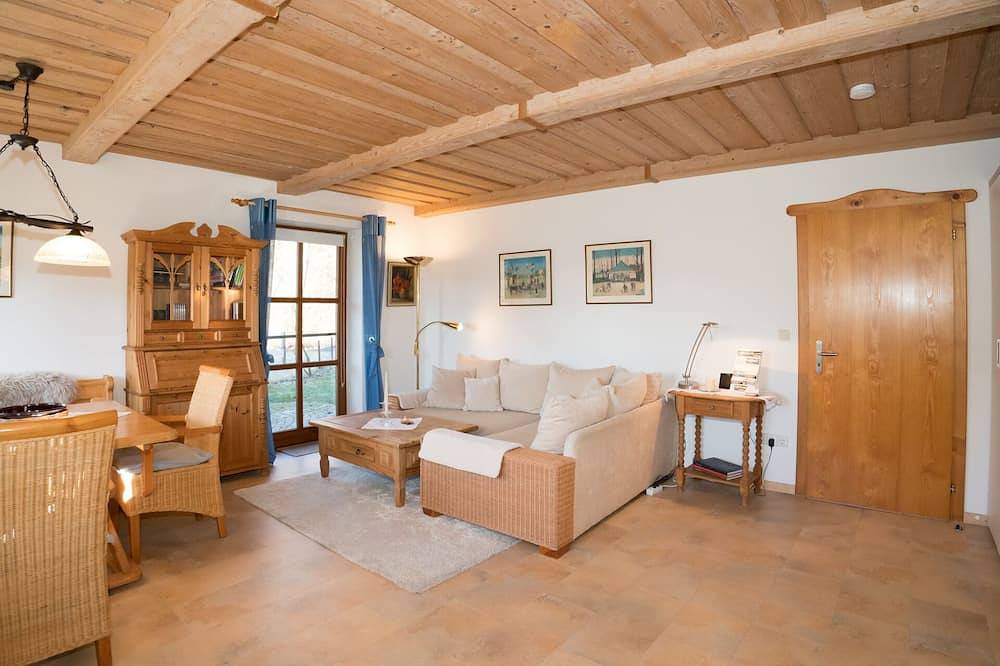 Ganze Wohnung, Ferienwohnung Staffelberg mit Schwimmbad und Sauna in Hauzenberg, Passauer Land