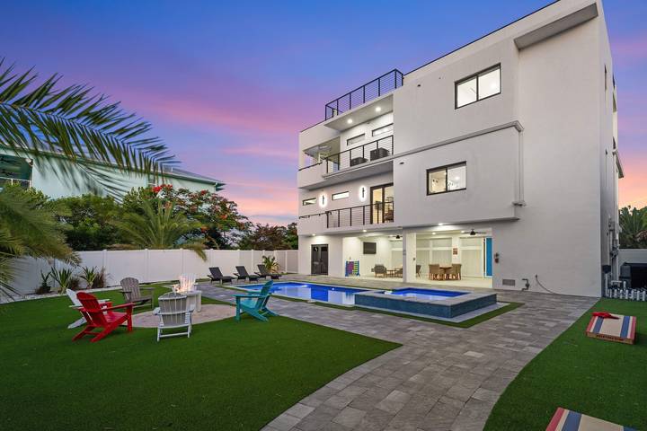 Strandhaus für 9 Personen, mit Balkon und Garten, kinderfreundlich in Florida