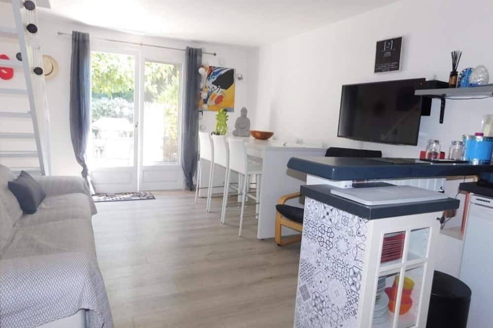 Provencal mansion with swimming pool in the heart of the Alpilles \"La reverie\". in Maussane-les-Alpilles, Arles und Umgebung