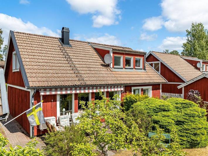 Ferienhaus für 6 Personen, mit Terrasse in Karlsborg