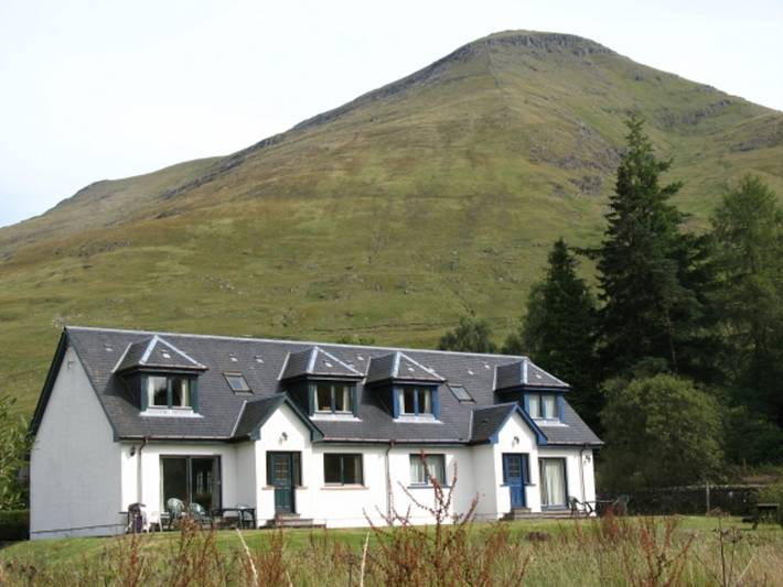 Holiday rental for 8 people, with garden and terrace, child-friendly in Stirling region